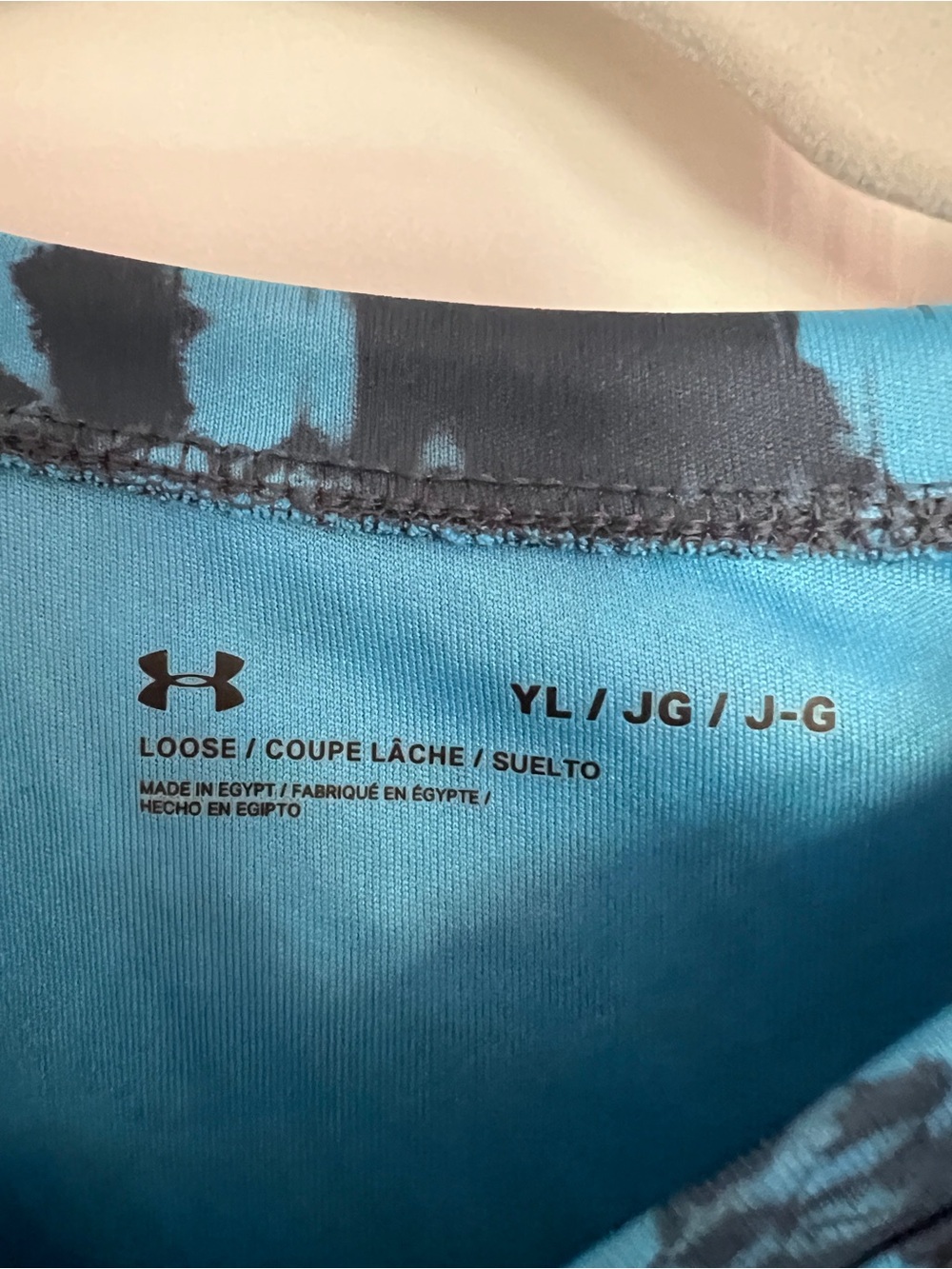 Under Armour youth large  Blue tee